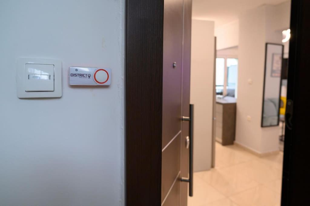 Fresh Spicy 1Bd Amusement Arcade Apartment Athens Ngoại thất bức ảnh