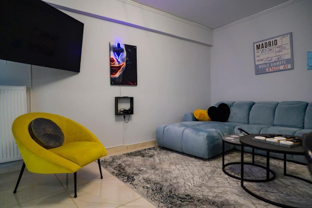 Fresh Spicy 1Bd Amusement Arcade Apartment Athens Ngoại thất bức ảnh